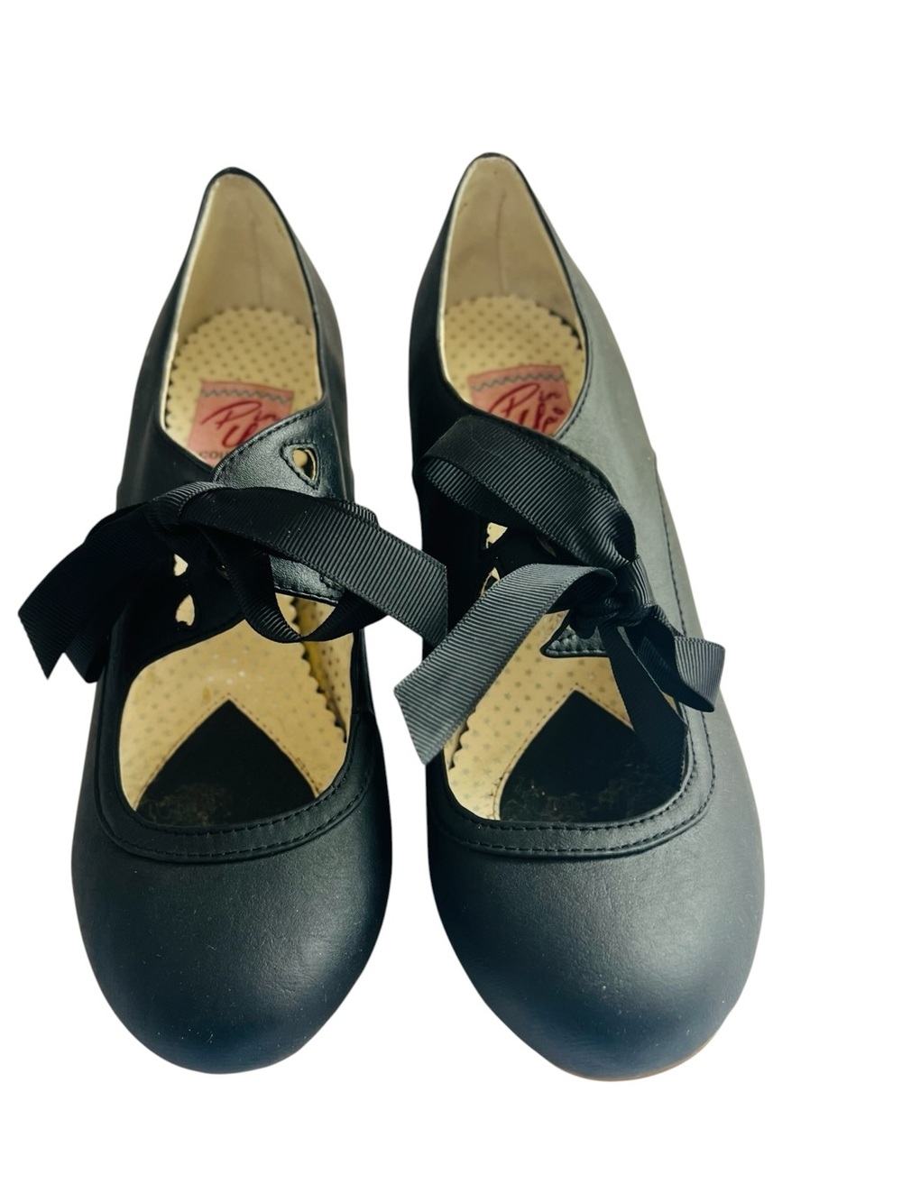 Pin Up Couture Wiggle-32 Heels